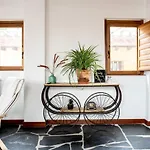Casa Po 4*